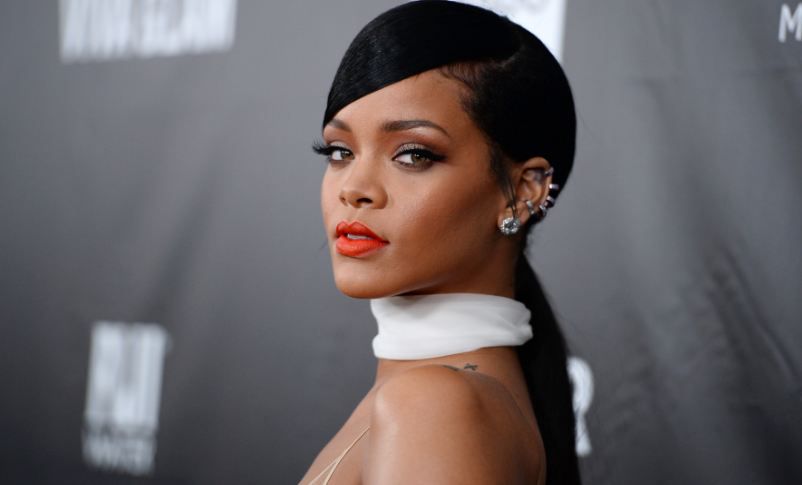 أفضل 10 أغاني لـ Rihanna بالفيديو مجلة الجرس