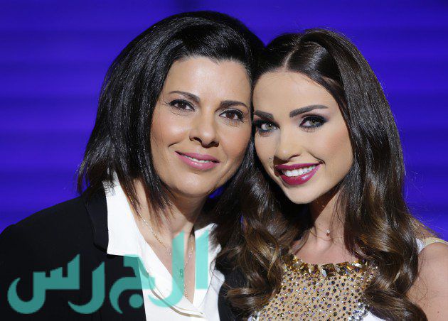 الممثلة اللبنانية داليدا خليل ووالدتها