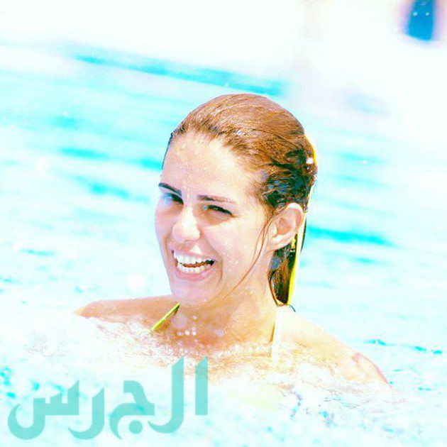 دنيا عبد العزيز في المسبح