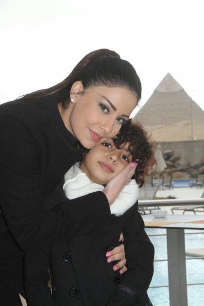 غنوة محمود والطفل مامدو