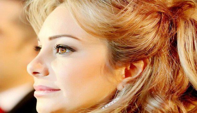 الممثلة السورية نادين تحسين بيك
