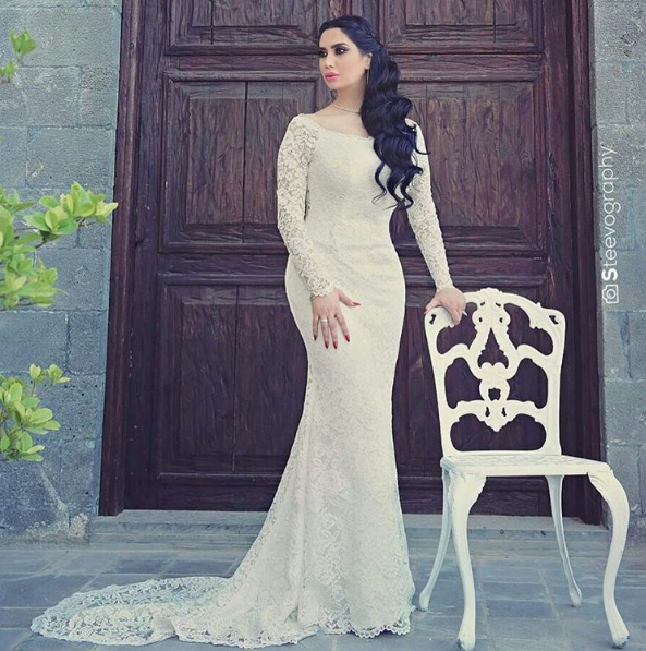 الممثلة السورية رنا الأبيض بأحدث جلسة تصوير