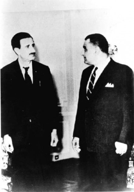 كمال جنبلاط مع القائد المصري الراحل عبد الناصر