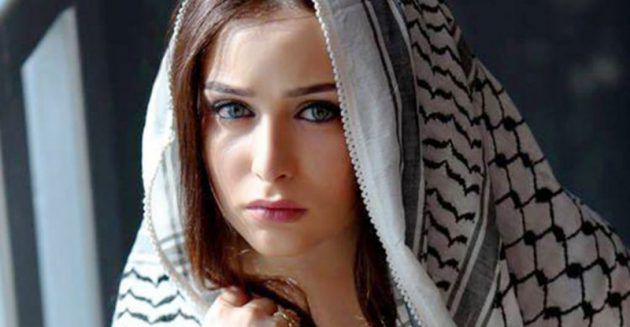 الممثلة السورية لونا الحسن