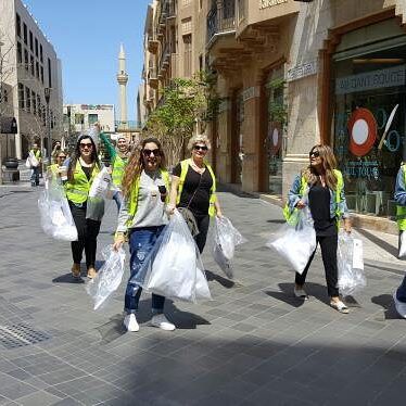 متطوعو حملة دفى في وسط بيروت