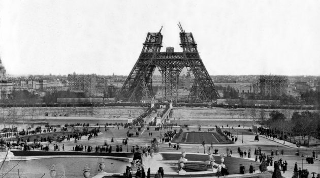 برج إيفل عام 1887