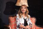 الممثلة اللبنانية هيام أبو شديد