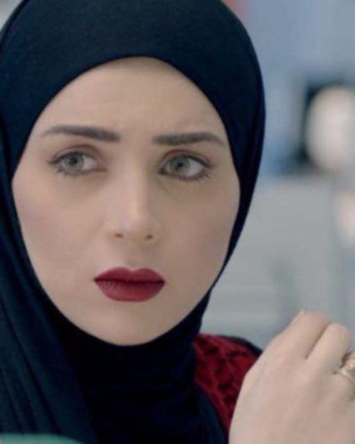 النجمة المصرية مي عز الدين ترتدي الحجاب في مسلسلها الجديد