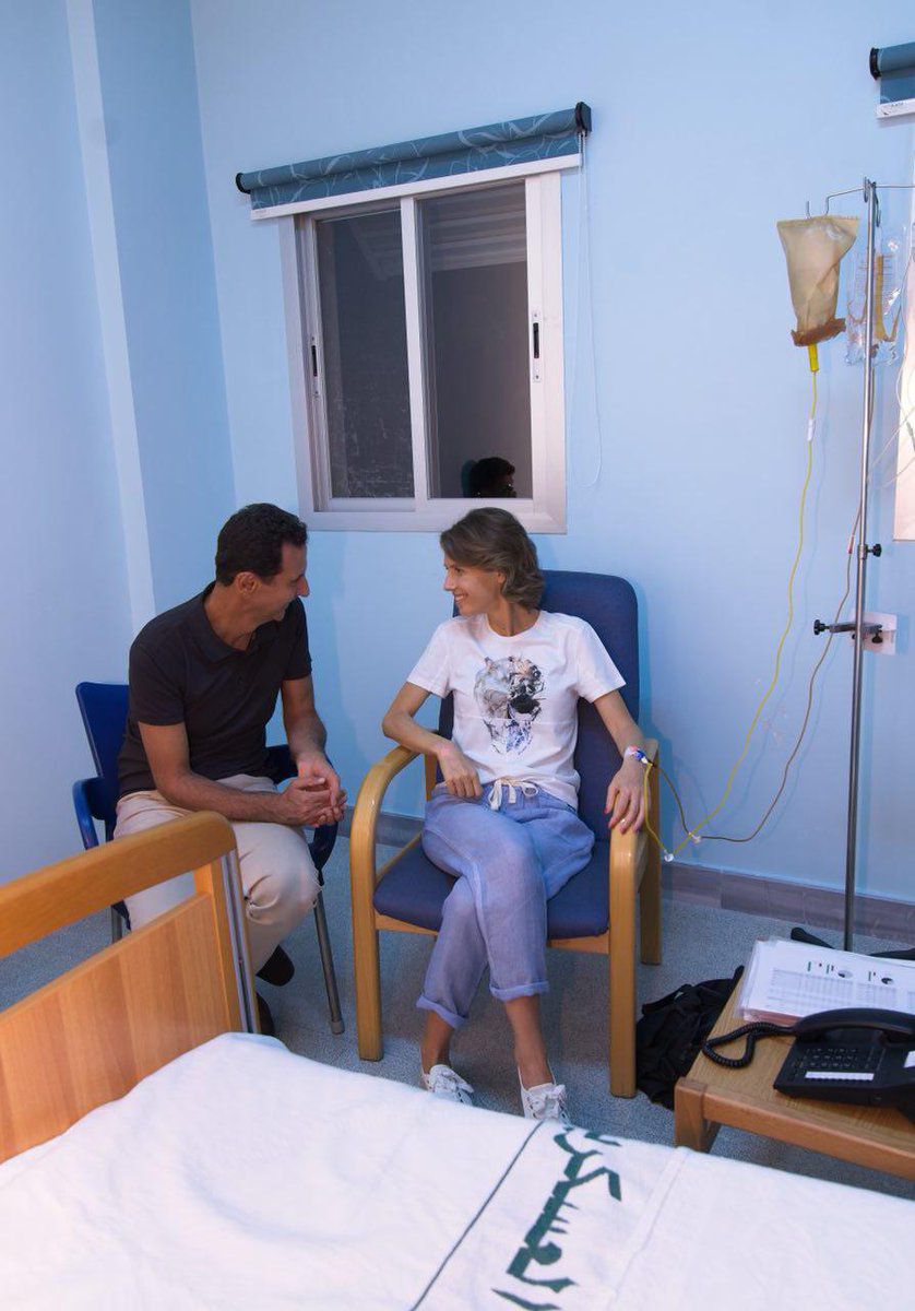 الرئيس السوري بشار الأسد وزوجته أسماء الأسد في المستشفى لتلقي العلاج