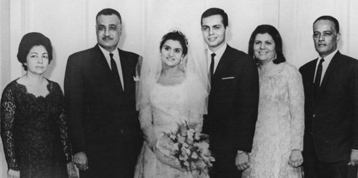 اشرف مروان الجاسوس الإسرائيلي مع عروسه منى عبد الناصر والدة جمال مروان