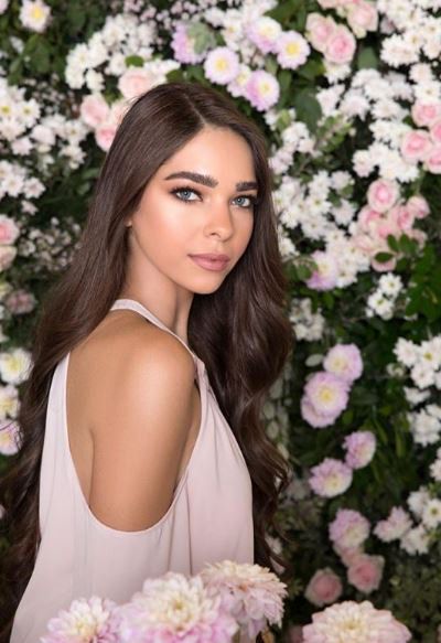 يارا بو منصف الوصيفة الثانية لملكة جمال لبنان 2018
