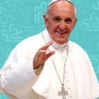 البابا فرنسيس يتجاهل المخاطر الأمنية ليشرب المتي - فيديو