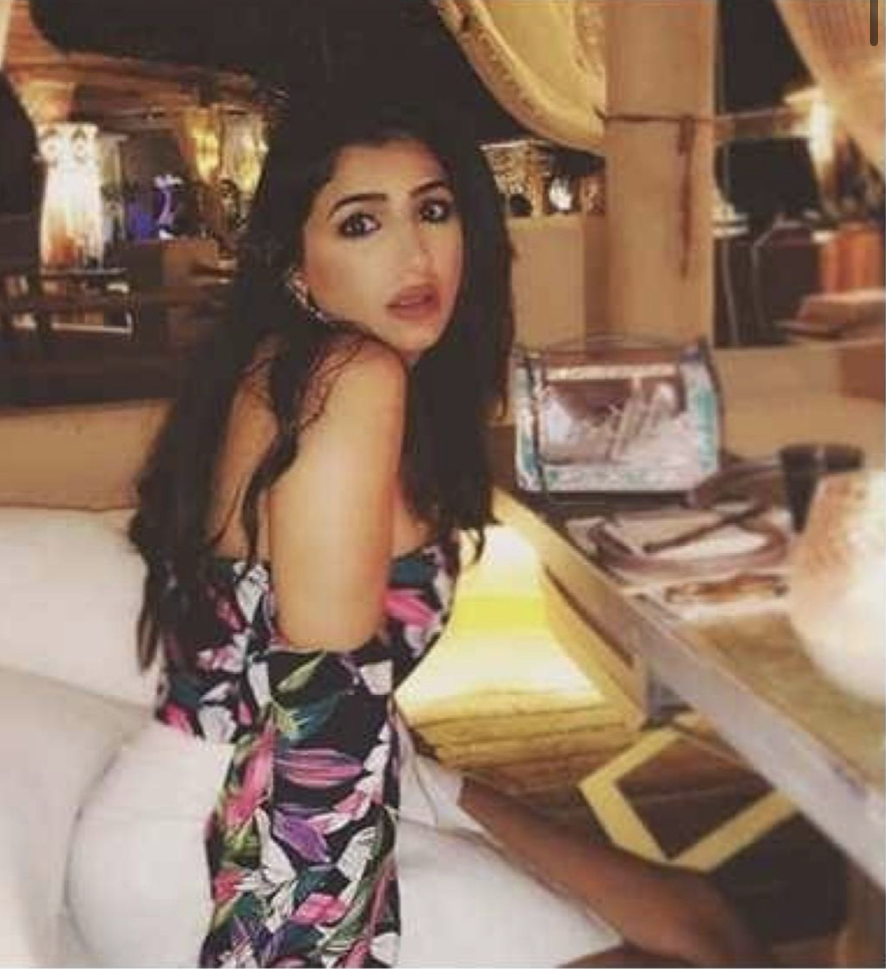 الصورة التي حذفتها مي 