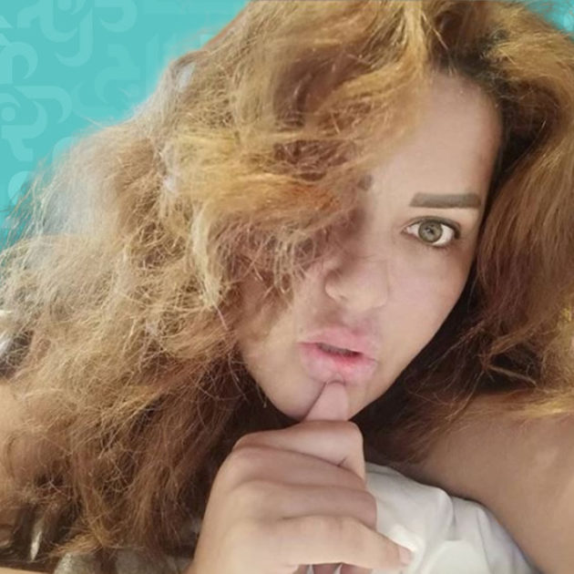 سما المصري وصورة من زفافها وصدرها "لبرا" - صورة