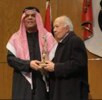 جي بي إس الجزائرية تفوز بجائزة أفضل عرض بمهرجان المسرح العربي - صور