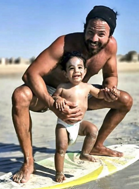عمر الشناوي وابنه