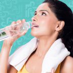 متى تشرب لزيادة فعالية الماء وهل يفيدك خلال الأكل كما في المسلسلات؟