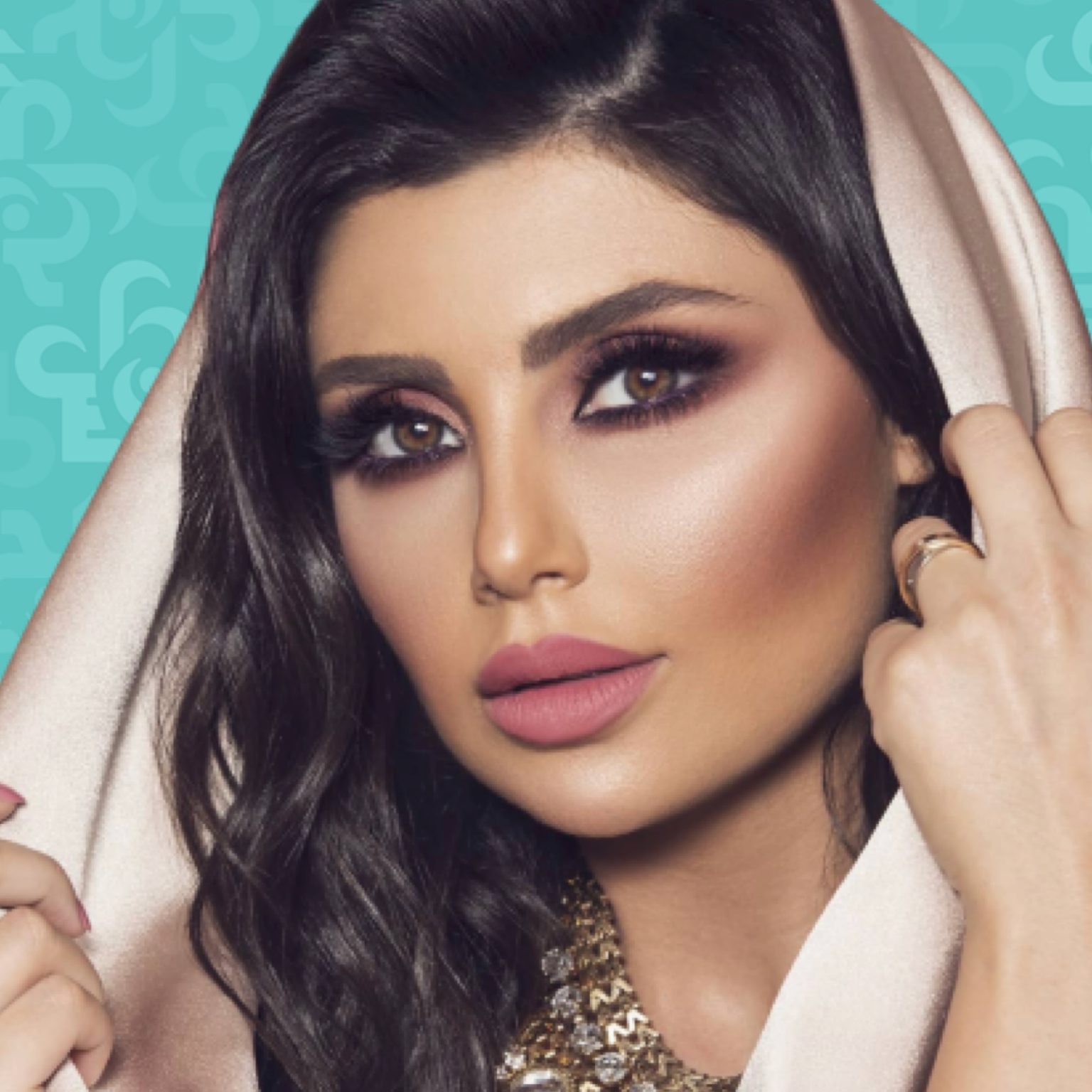دوللي عياش حامل وبالمايوه – صورة دوللي عياش حامل وبالمايوه - صورة