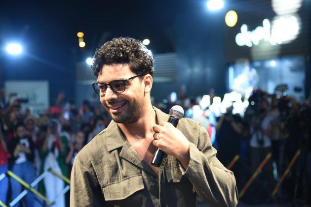 أحمد جمال باللوك الجديد في حفل الثورة - صور