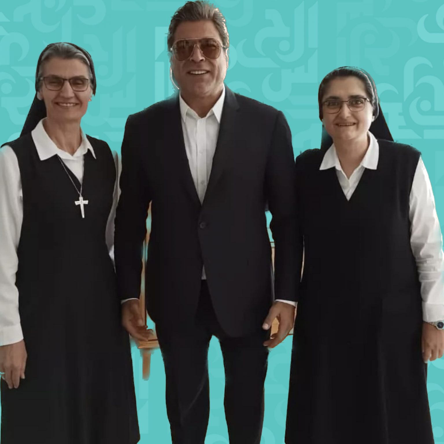 وائل كفوري يفاجيء طلاب مدرسته - صور